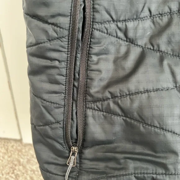 Columbia Black Quilted Vest - Picture 3 of 6